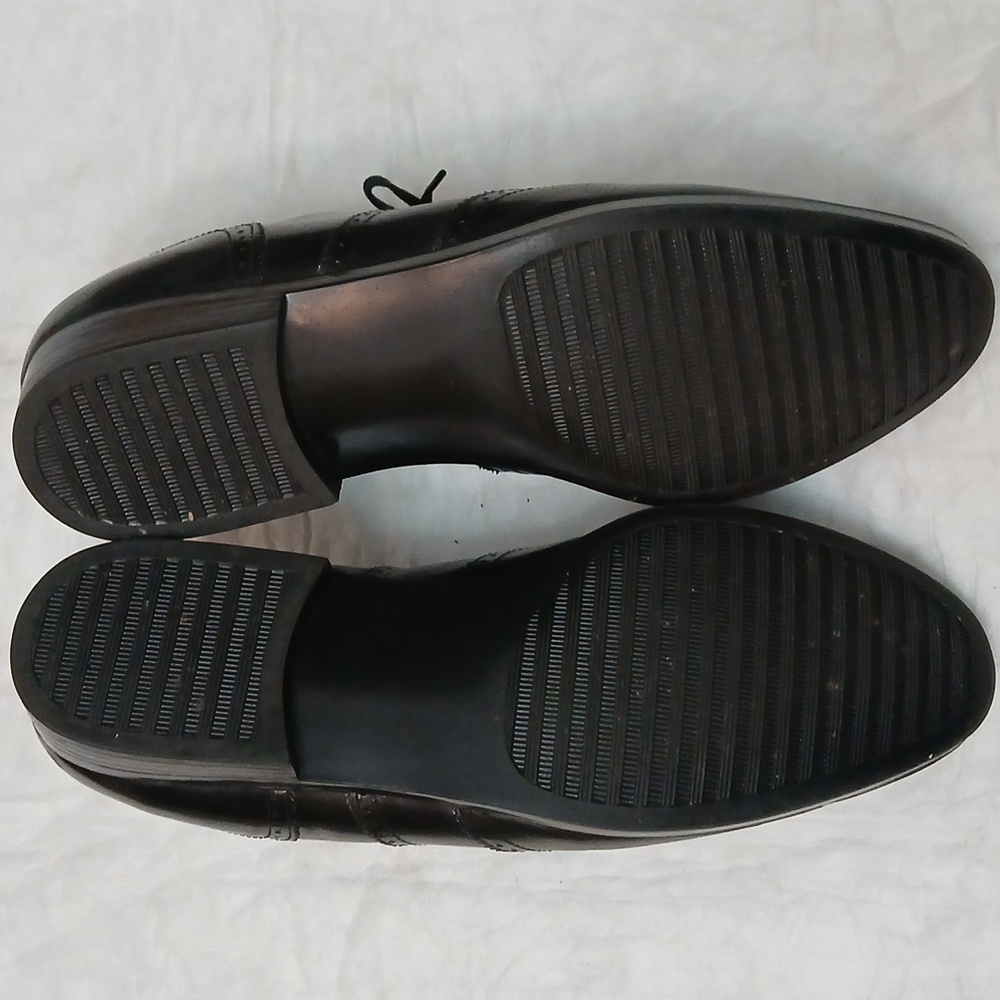 Stacy Adams Leather Wingtip Shoes, Black, 9.5M - Picture 6 of 10
